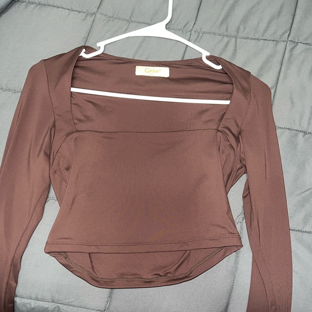 Brown a-line long sleeved crop top